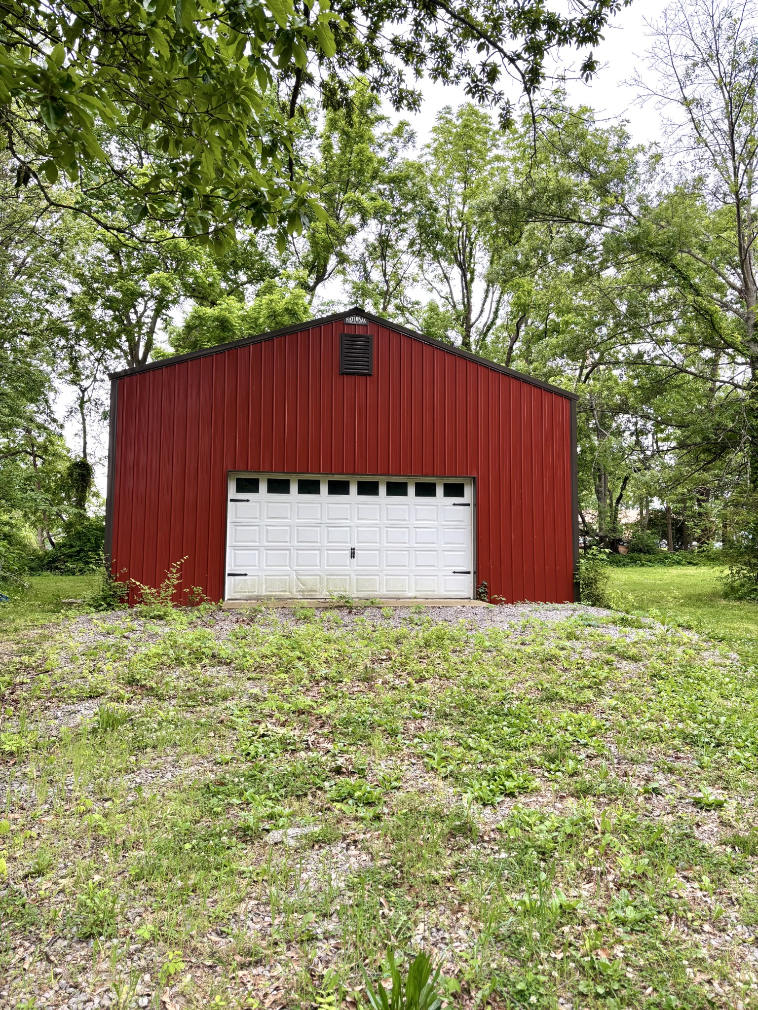 104 W Longview Dr