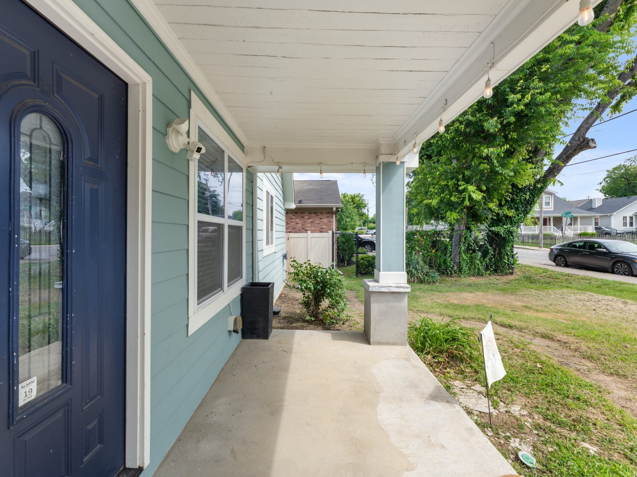 1503 21st Ave N, Nashville TN 37208 4-bed home, photo 2 of 27