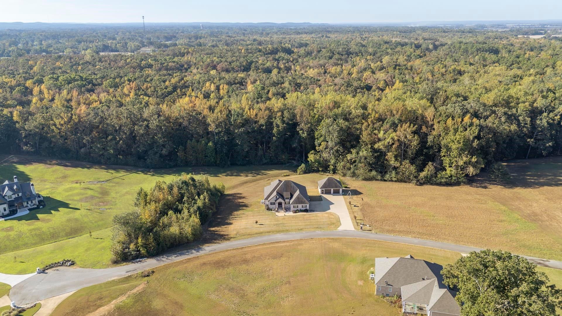 340 GRAND OAKS CV