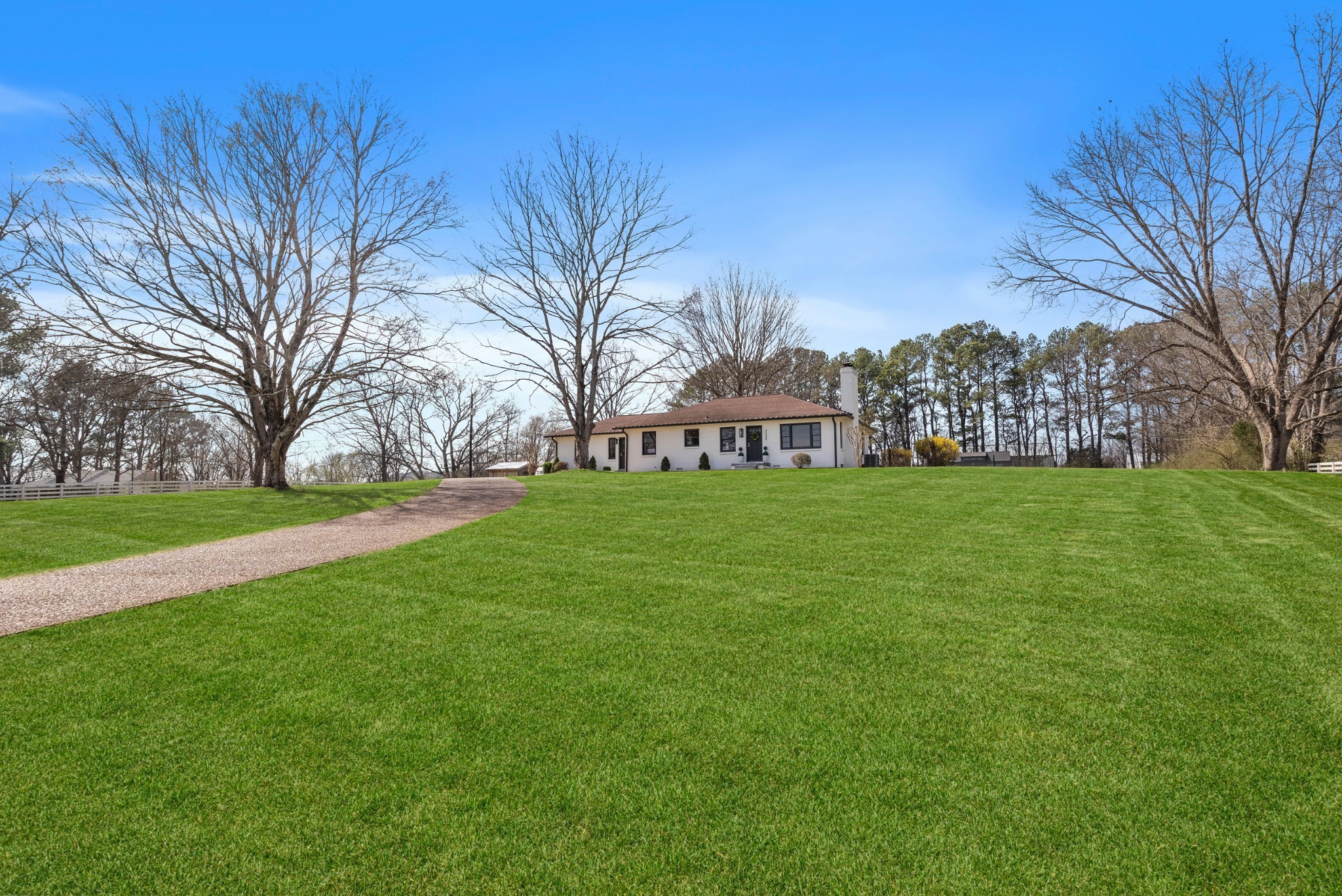 4048 Old Hillsboro Road