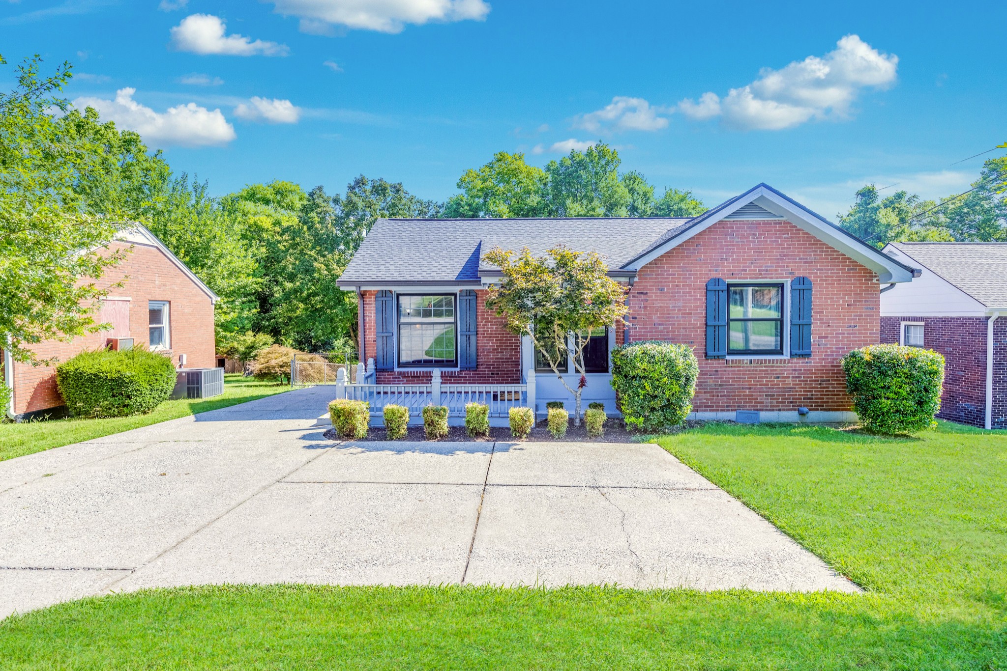 2338 Dennywood Dr
