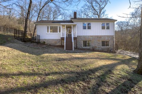 807 Russleo Dr Nashville TN 37209