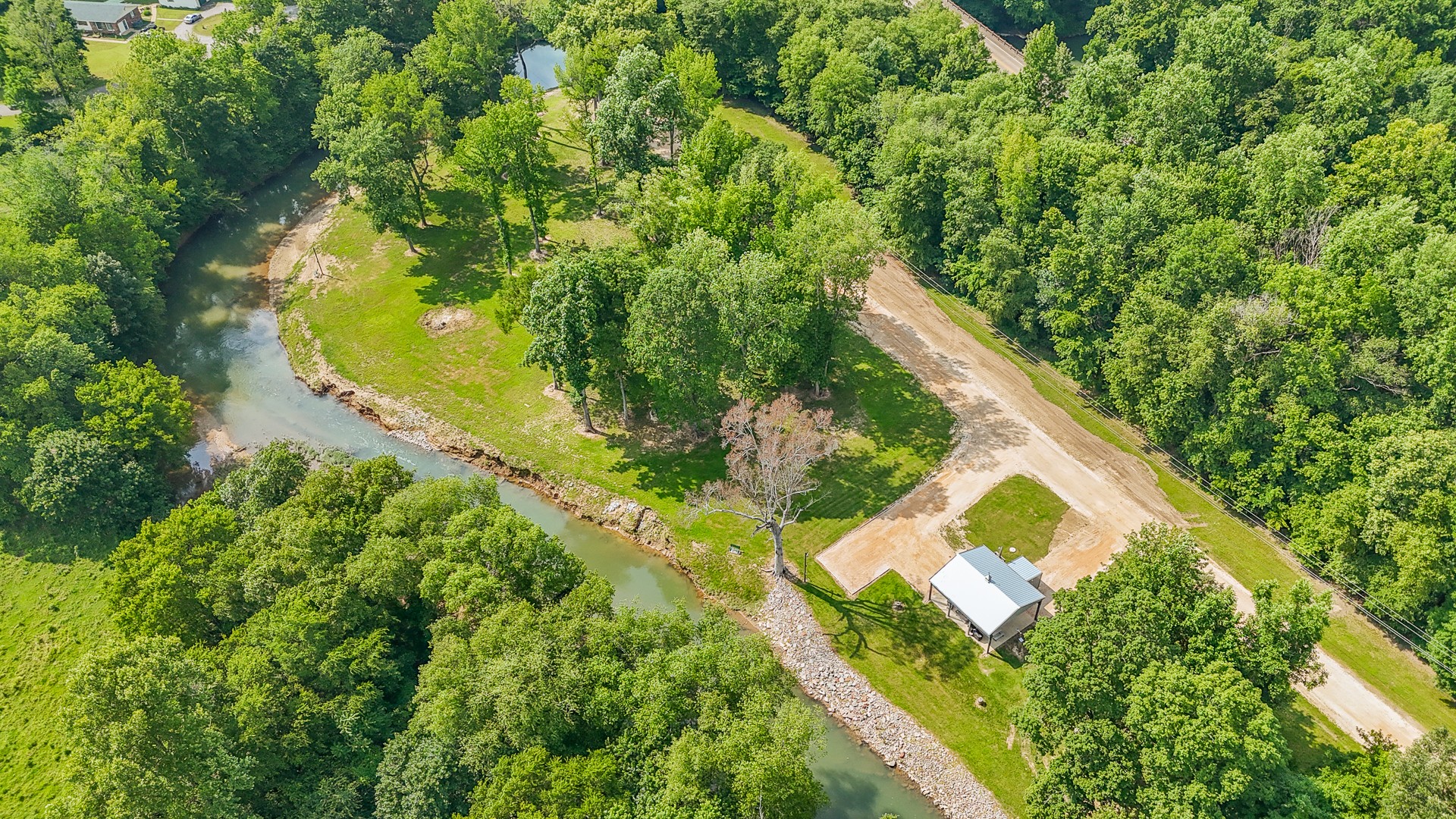 1820 Pinhook Rd