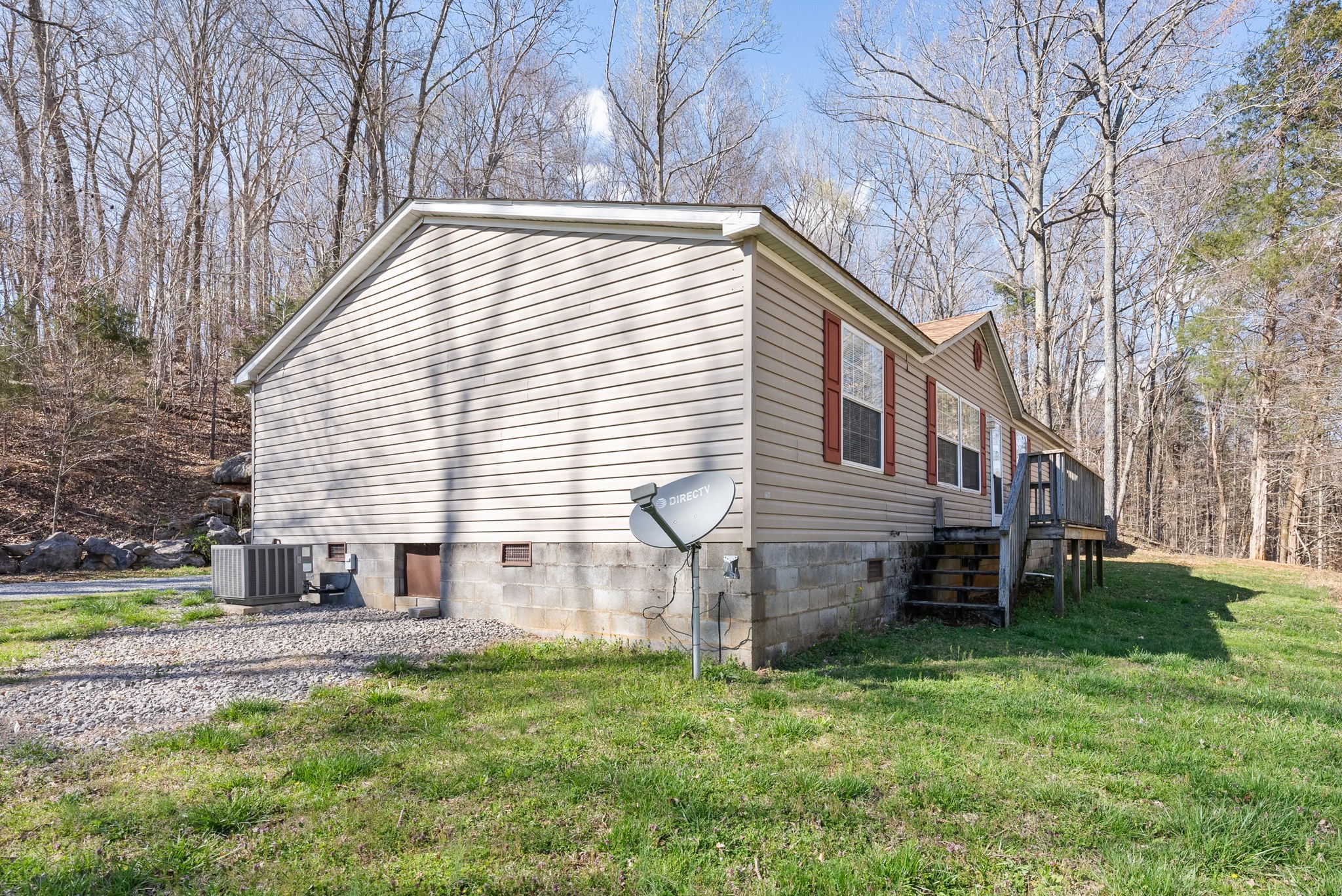 Cunningham, Tennessee 37052, United States, 3 Bedrooms Bedrooms, ,2 BathroomsBathrooms,Residential,Active,101149