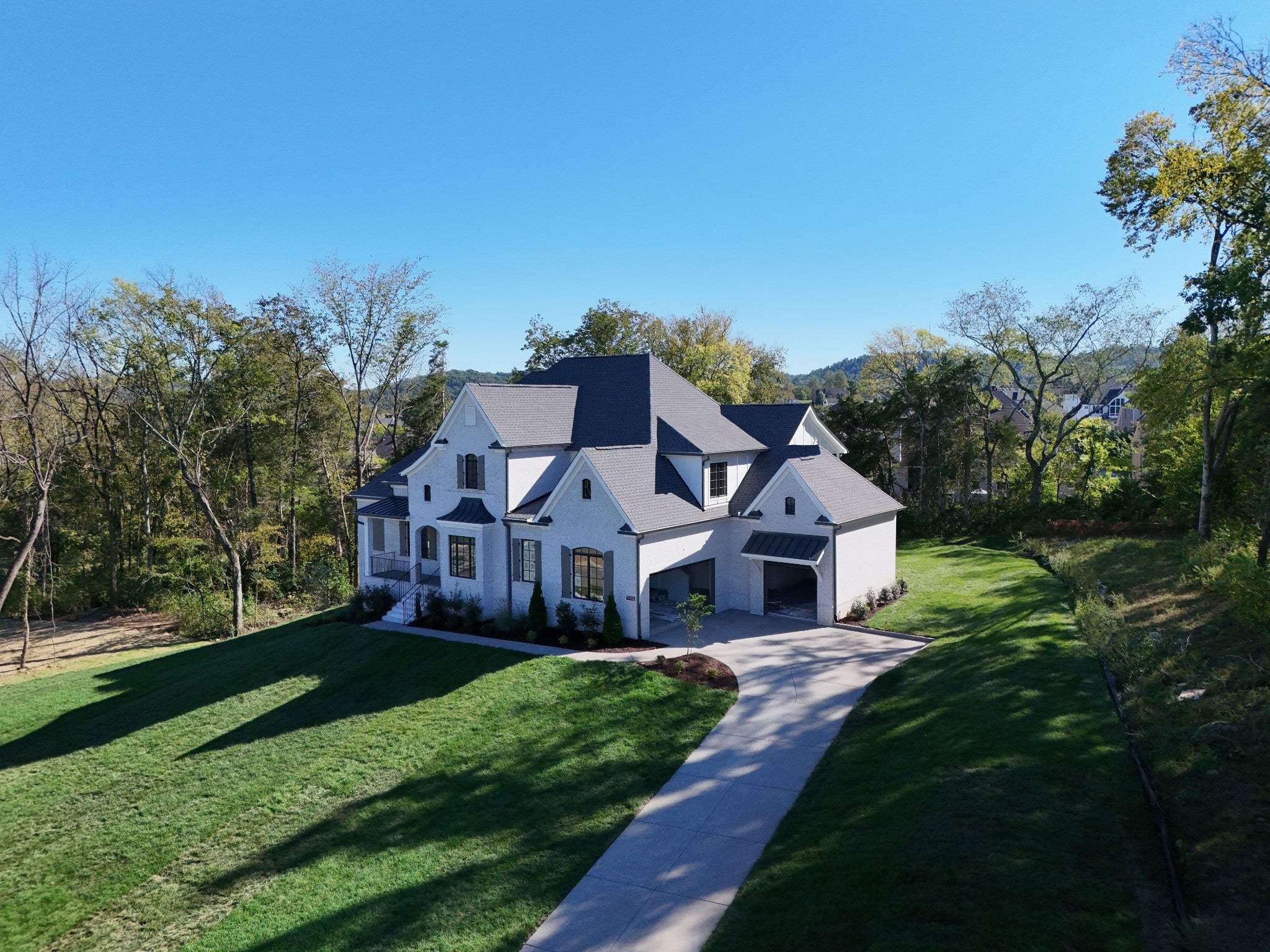 9906 Amarosa Court