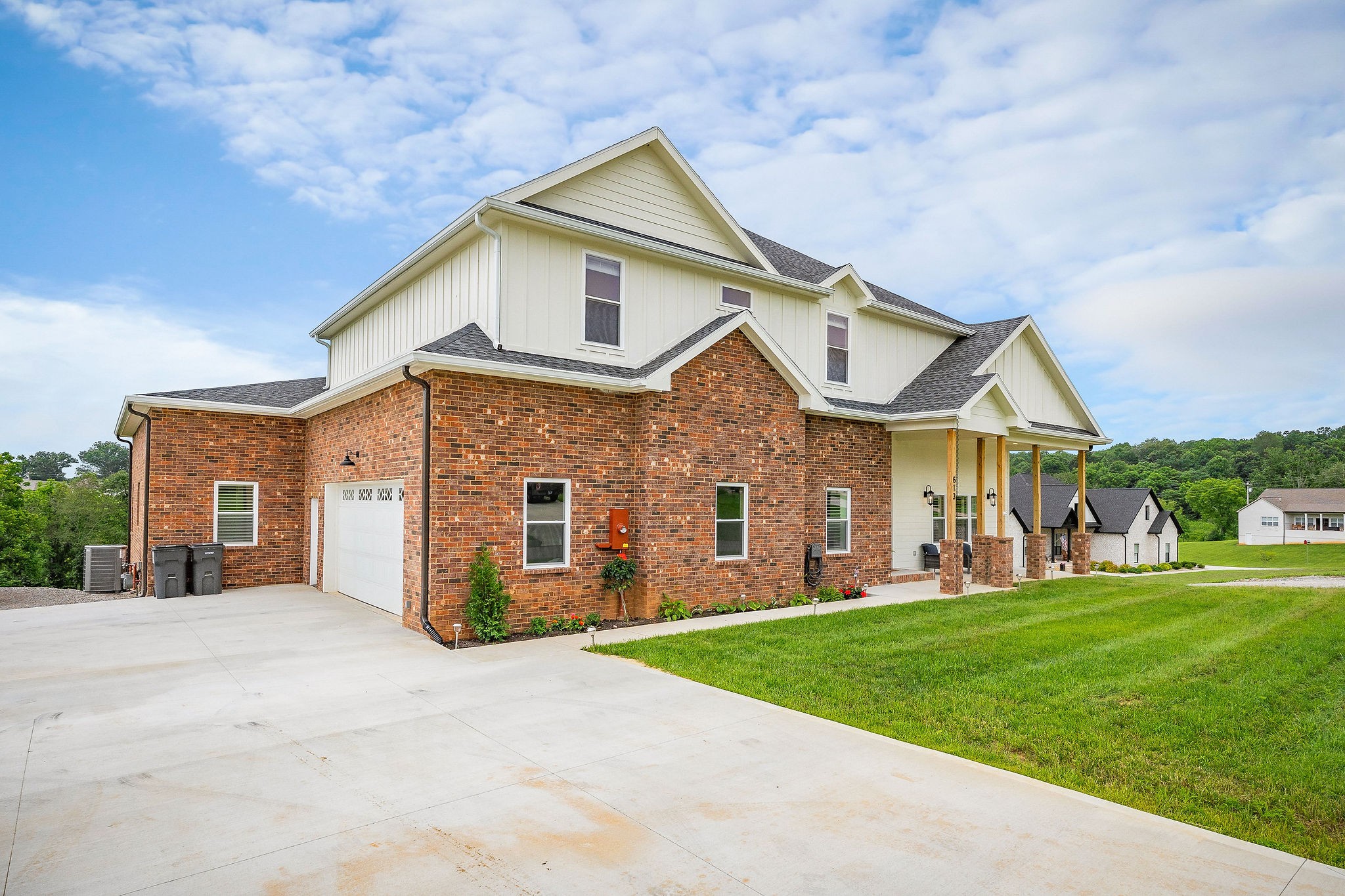 613 Blue Water Dr