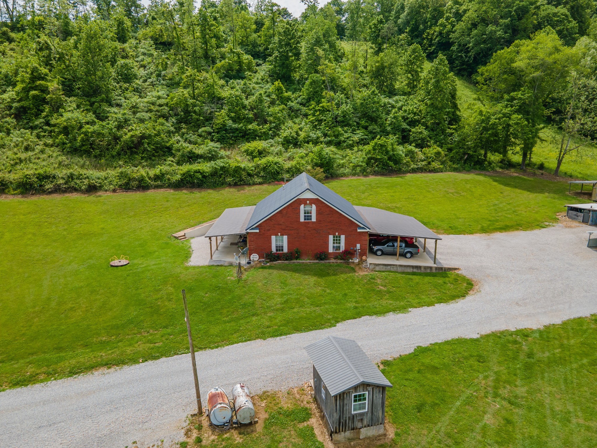 14035 Campbellsville Rd