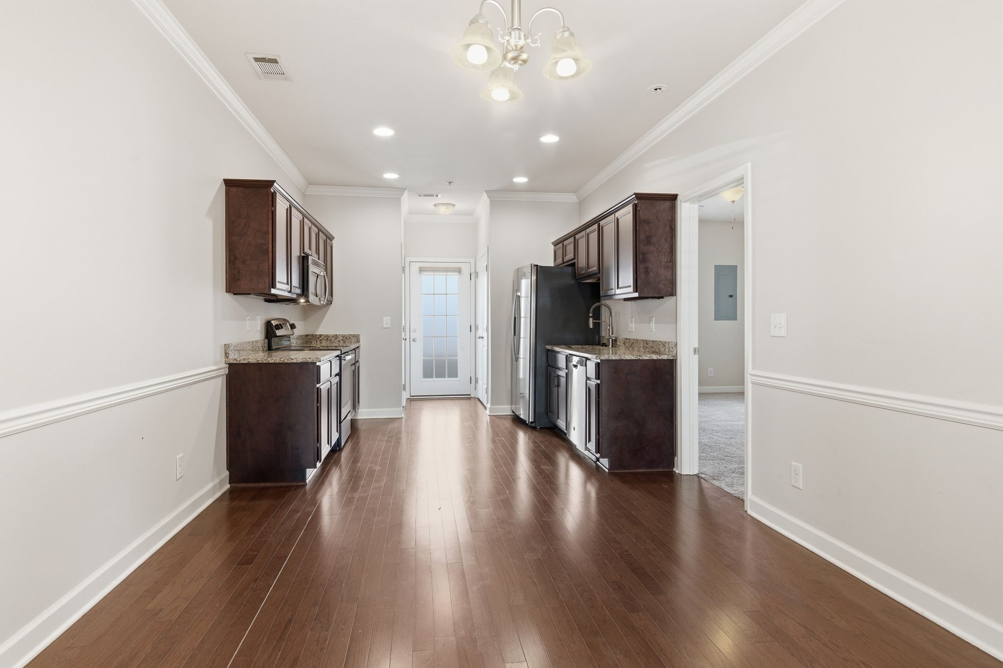 1040 Charlie Daniels Pkwy 156