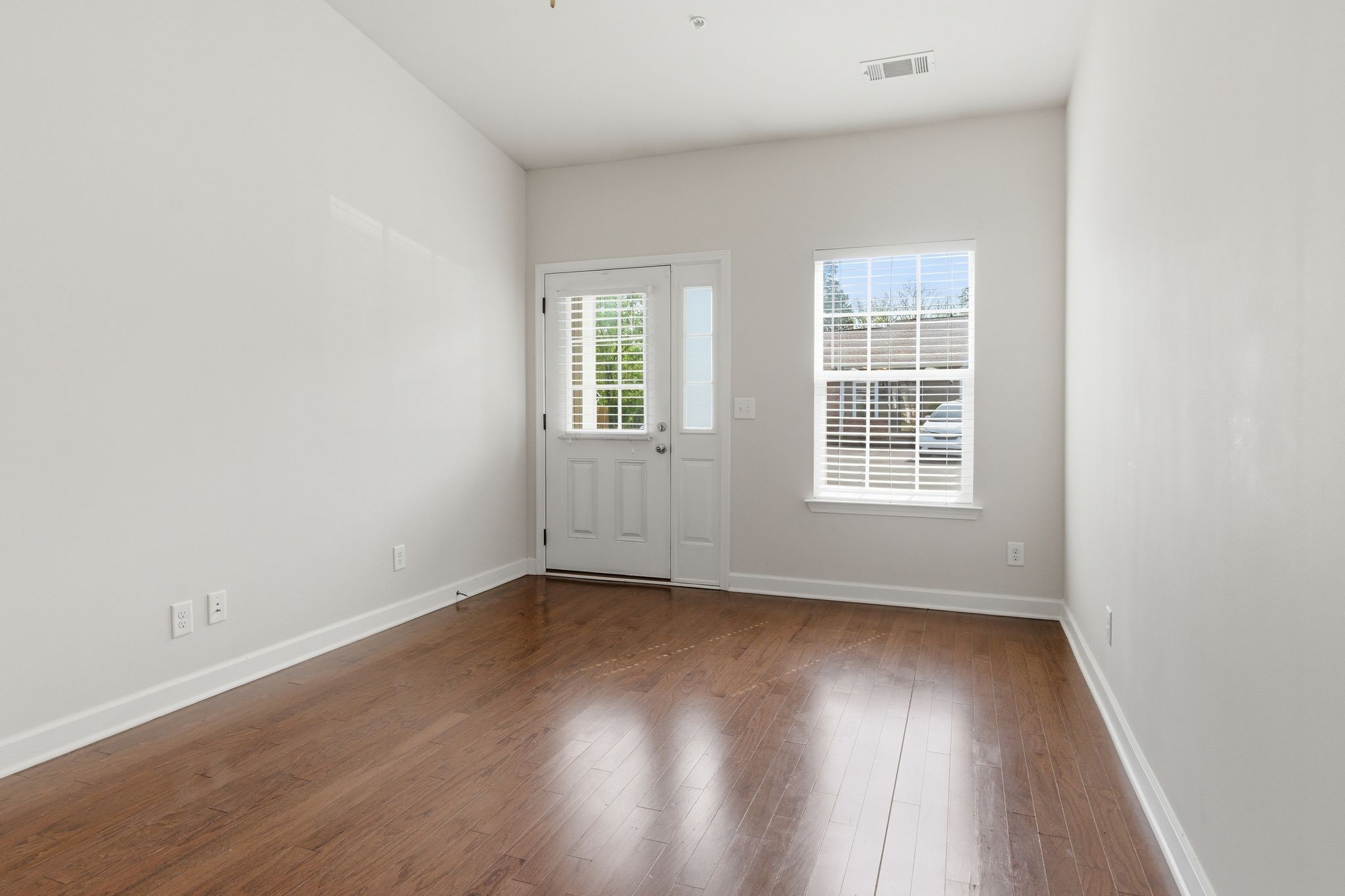 1040 Charlie Daniels Pkwy 156