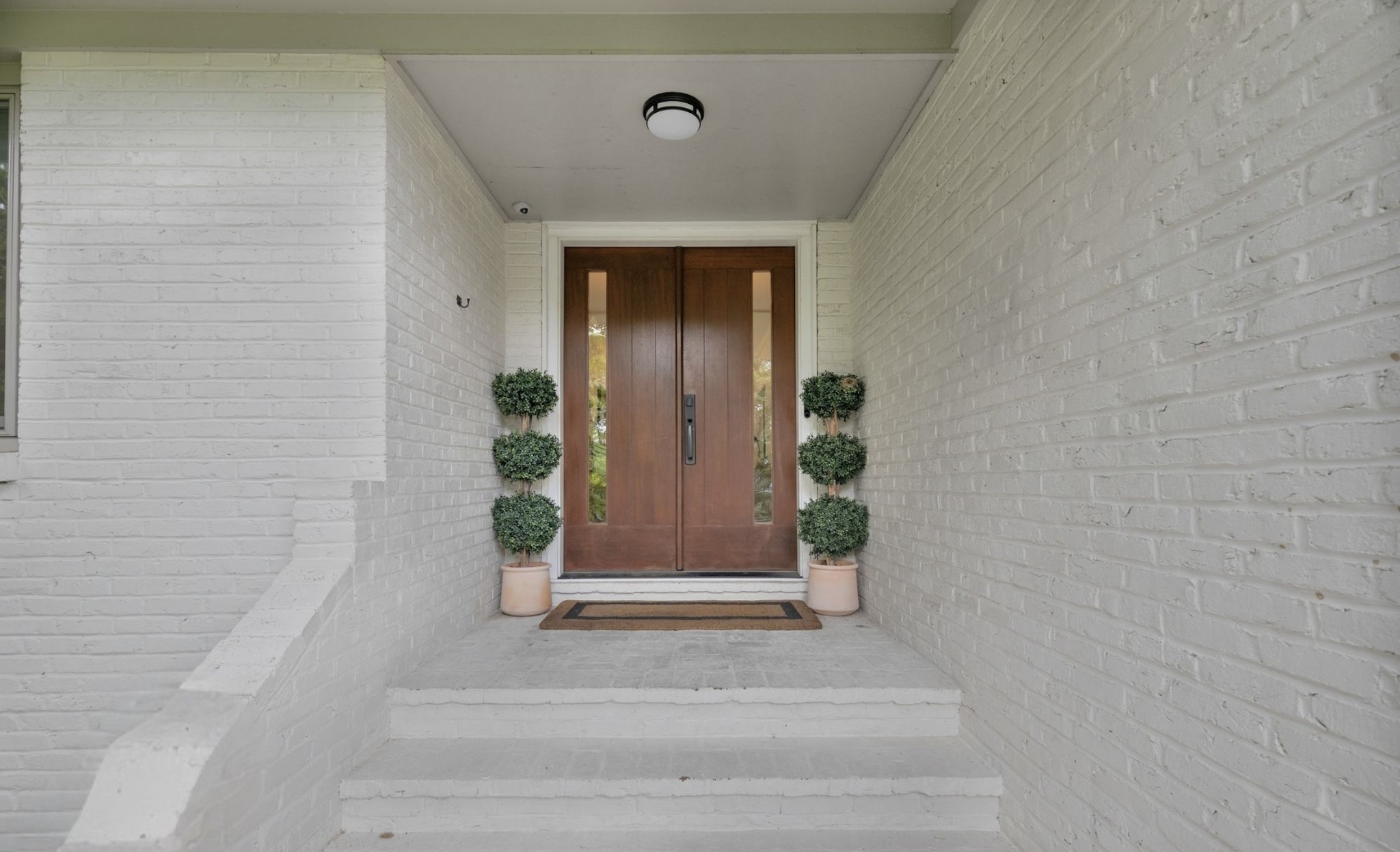 1005 Balmoral Dr