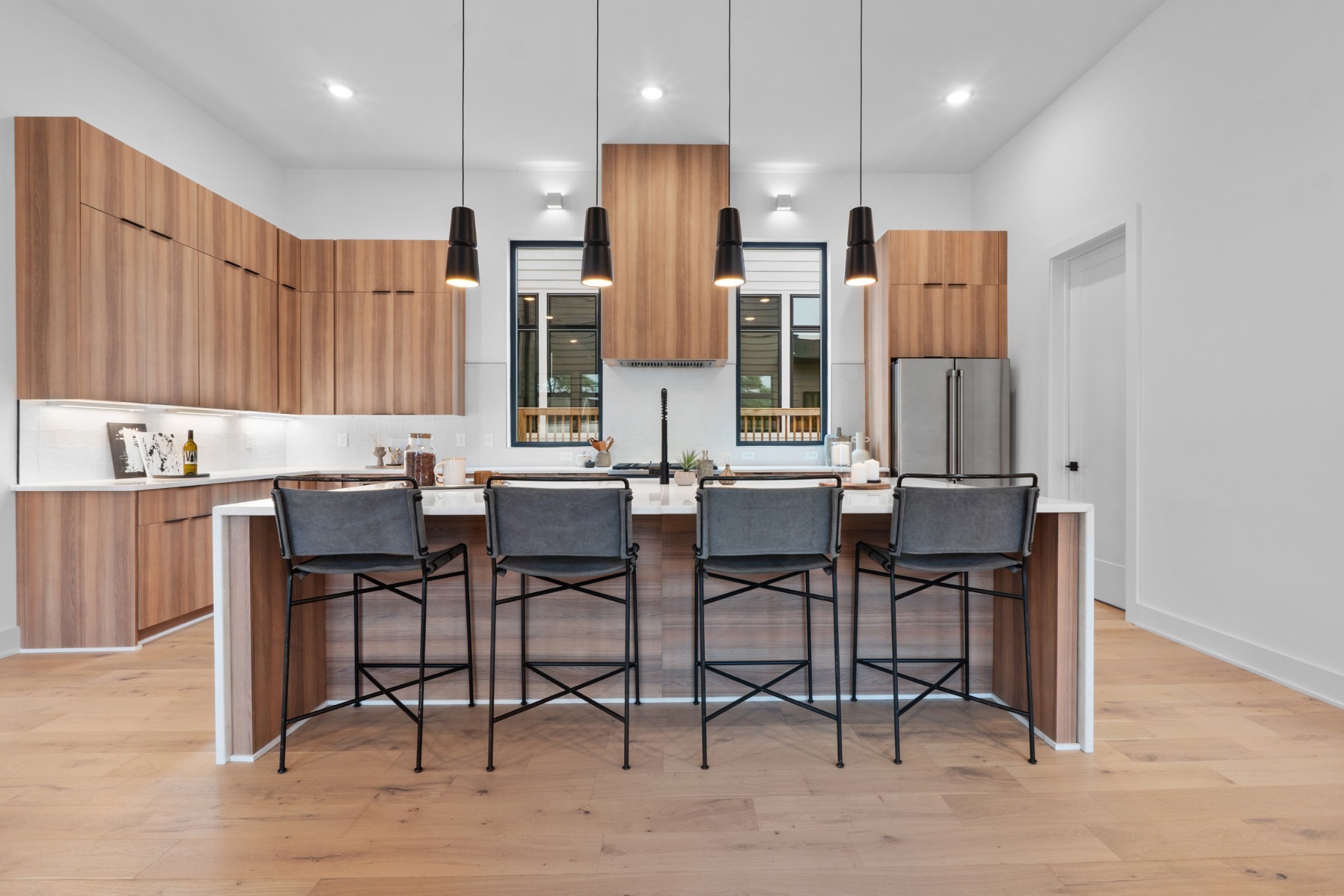 1008 Douglas Ave + 1000 & 996