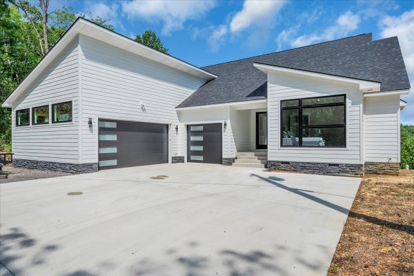 8350 OLD MILL HILL RD, DOWELLTOWN, TN 37059 - Image c68243774c4d88d0d6ee595b38c2ef2f/2047460168
