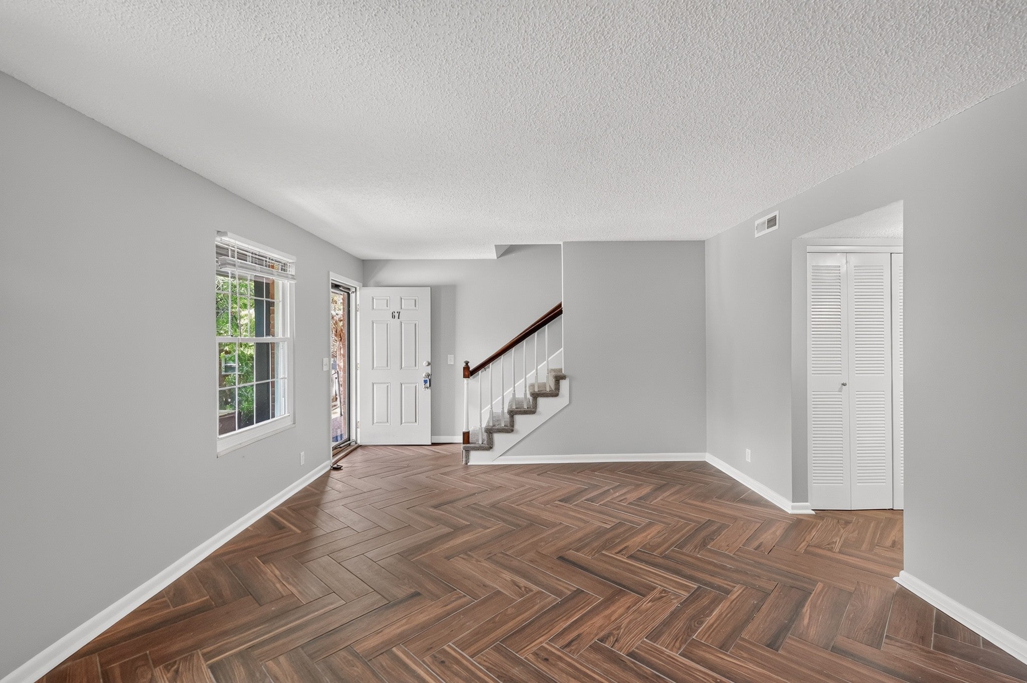 5510 Country Dr 67