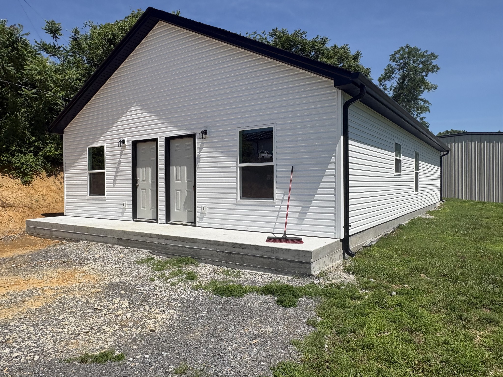 Photo 1 of 27 — 111 Second Avenue, Carthage, TN 37030