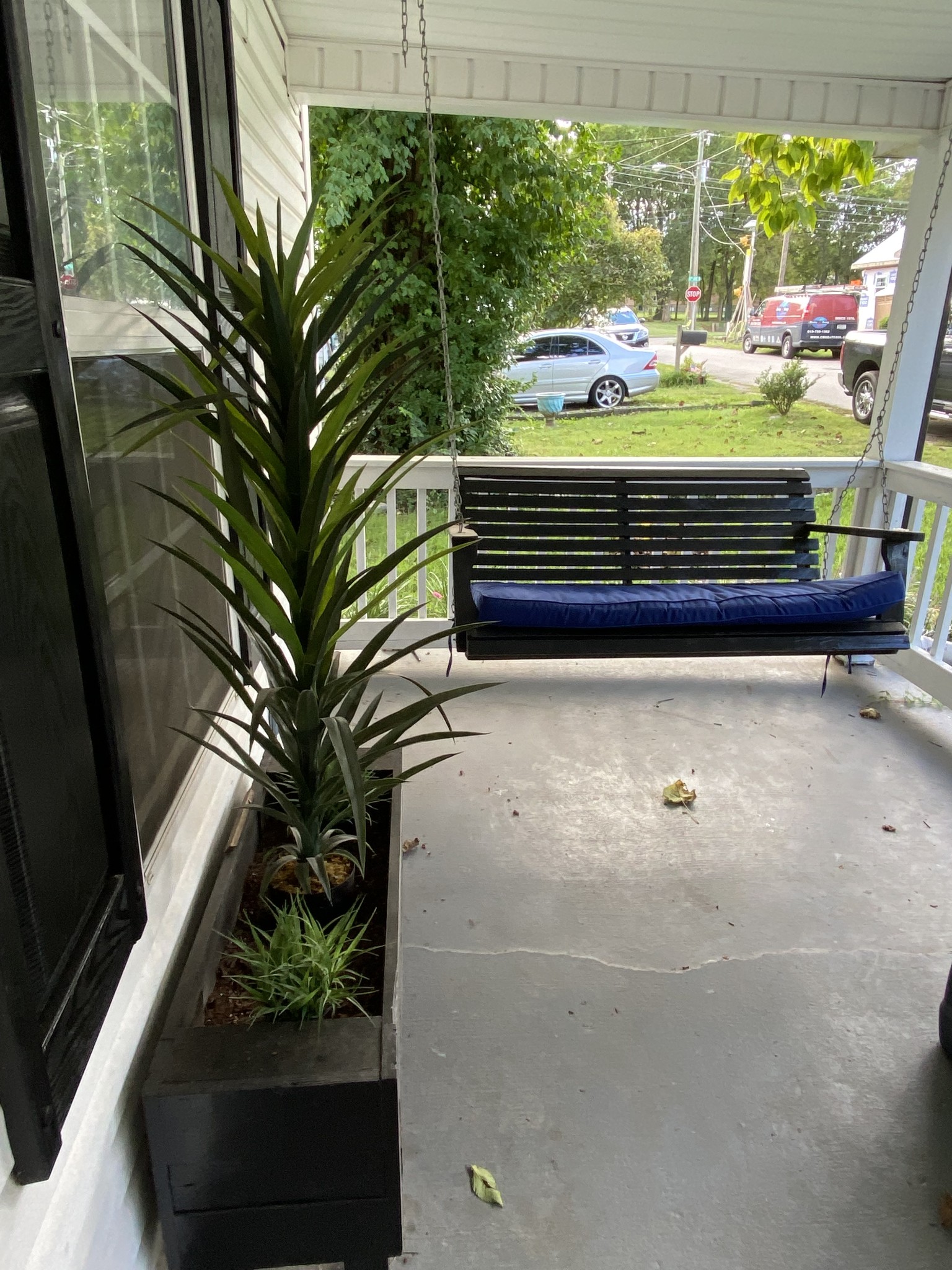 961 Glass St