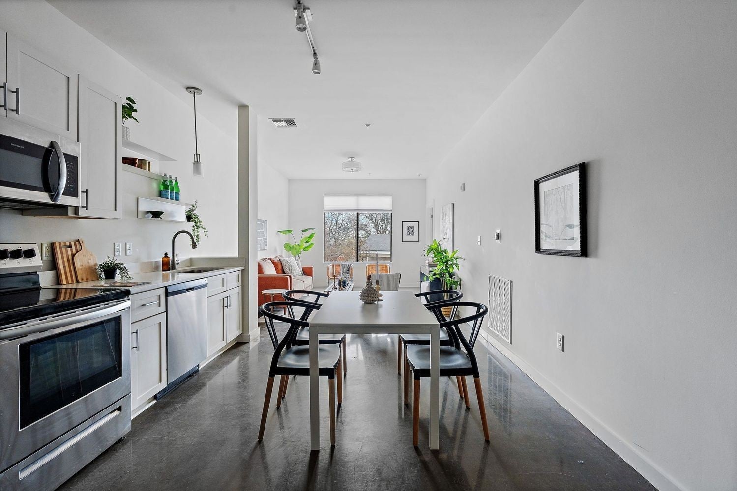 1900 12th Ave S 212