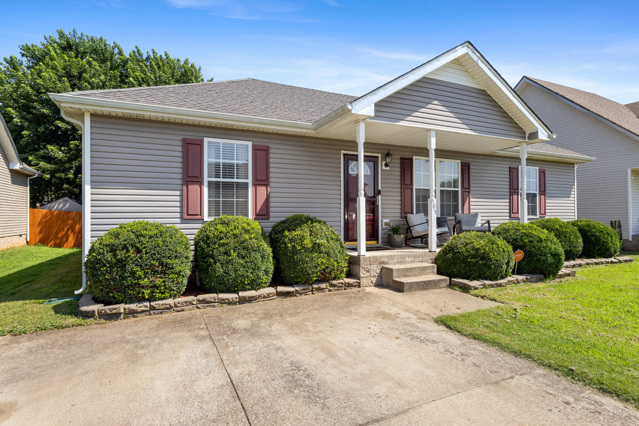 505 Fox Trot Dr