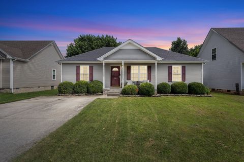 505 Fox Trot Dr Clarksville TN 37042