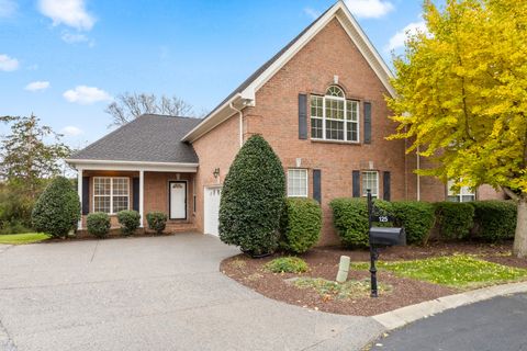 125 Belmont Cir Hendersonville TN 37075
