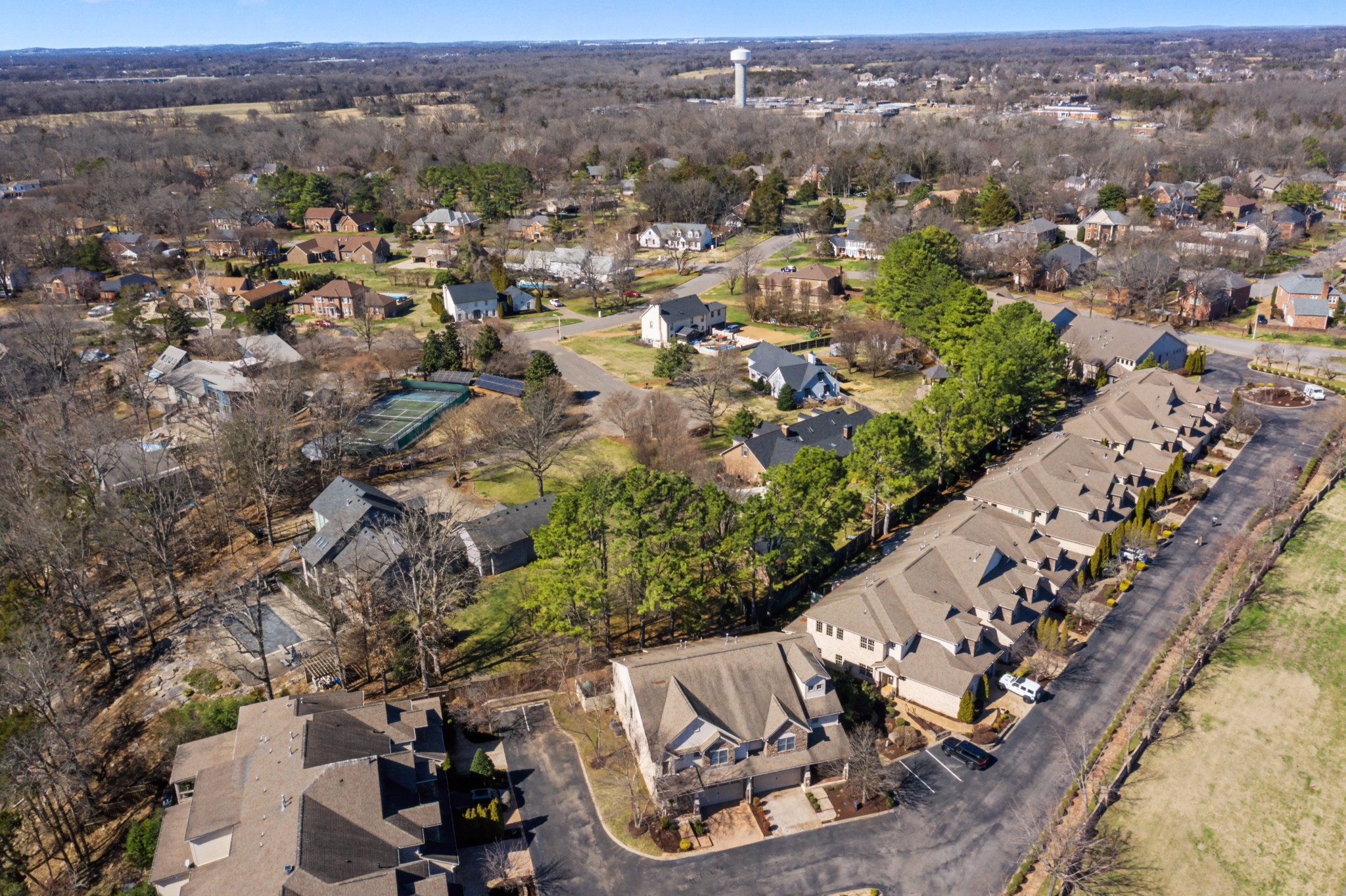 2325 River Terrace Dr