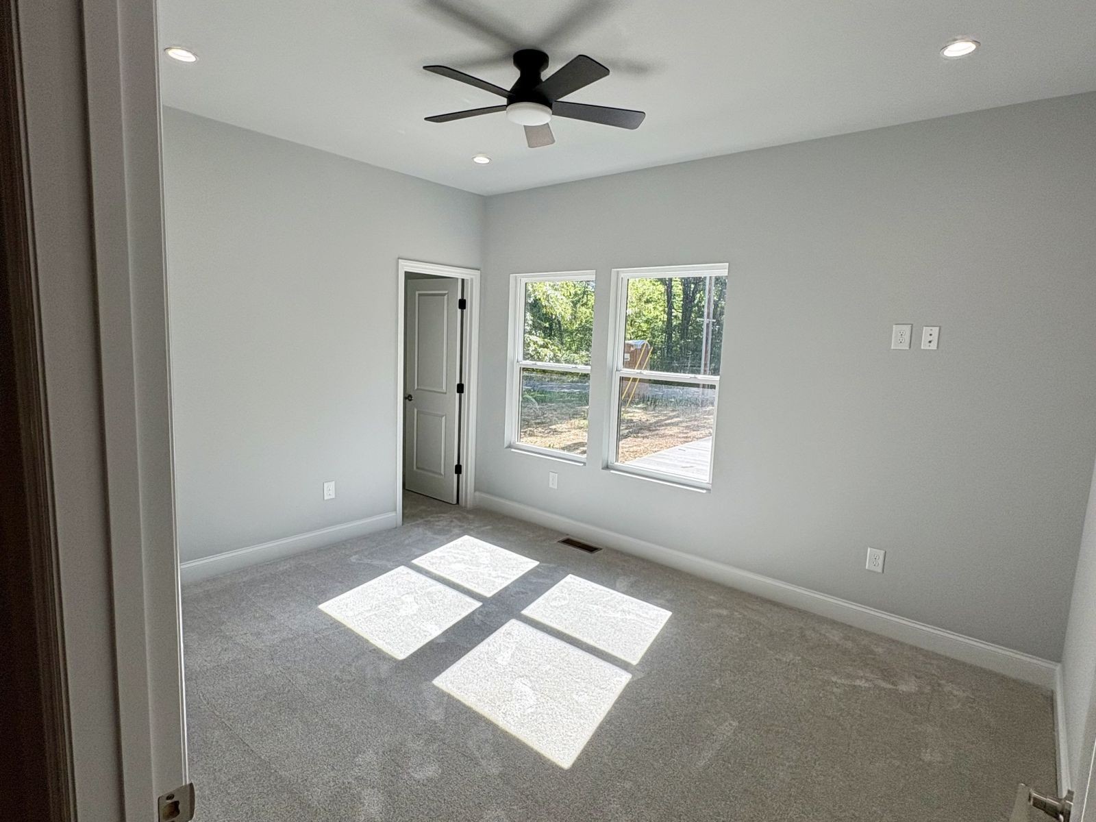 130 Deerwood Ct