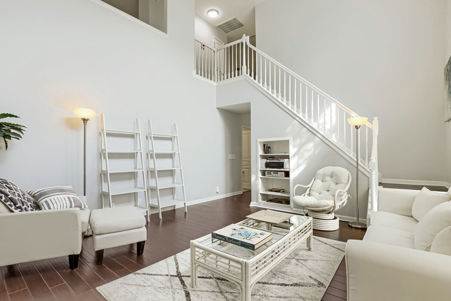 200 Harris Ct