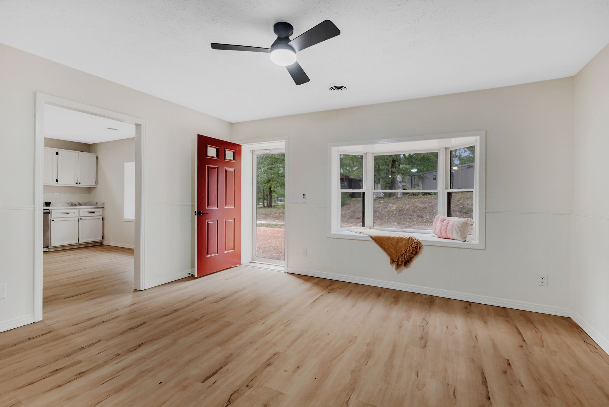 35 Blue Bird Ln