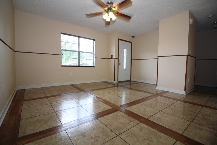 1211 Patton Pl