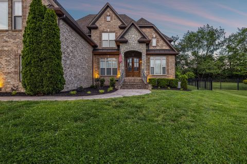 2008 Lynnhaven Ct Mount Juliet TN 37122