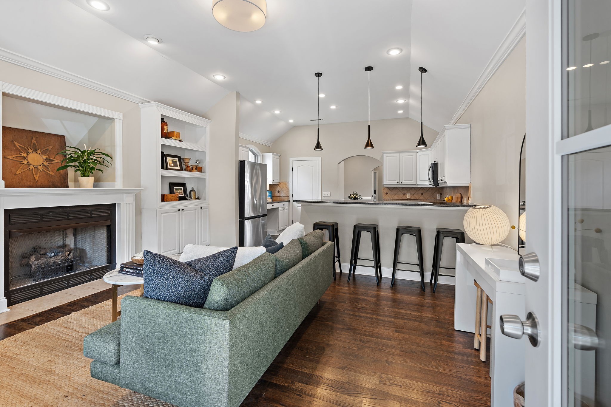 832 Glen Ave