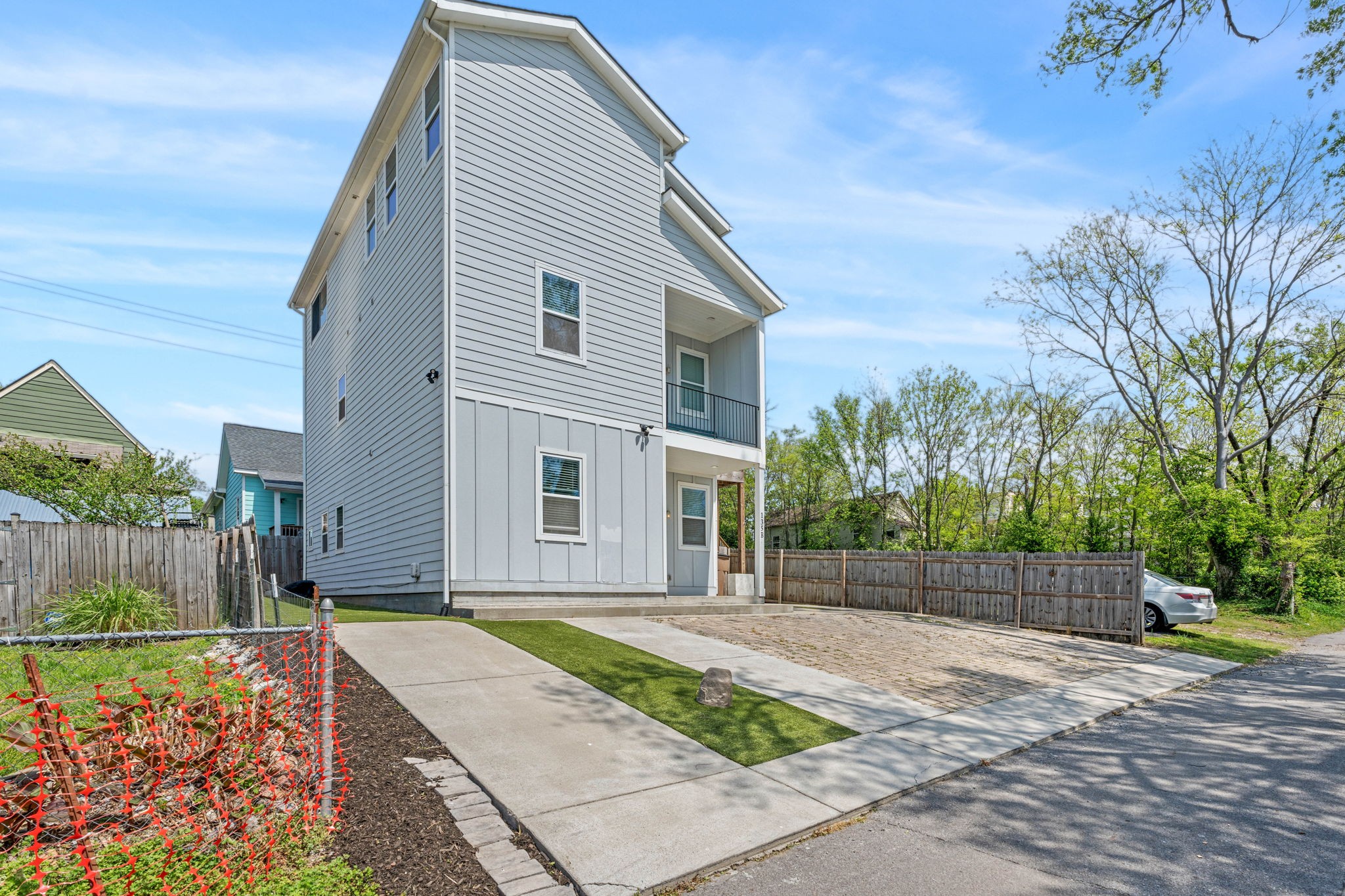 135B Fain St