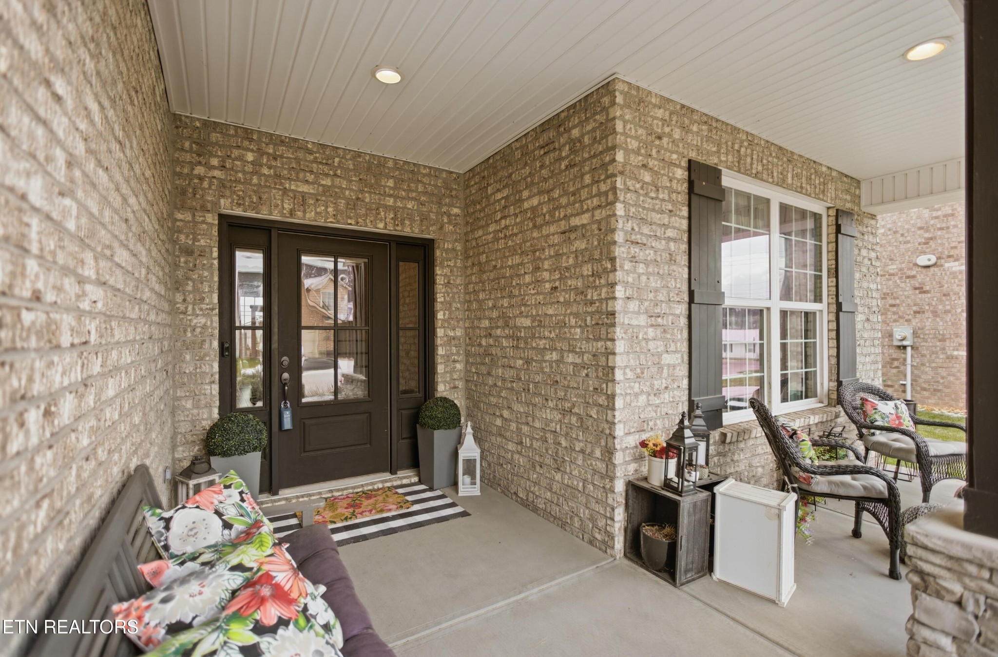 1608 Sugarfield Lane