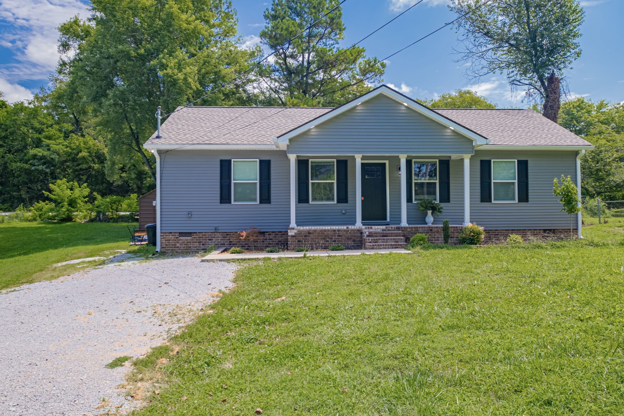 328 Spring St