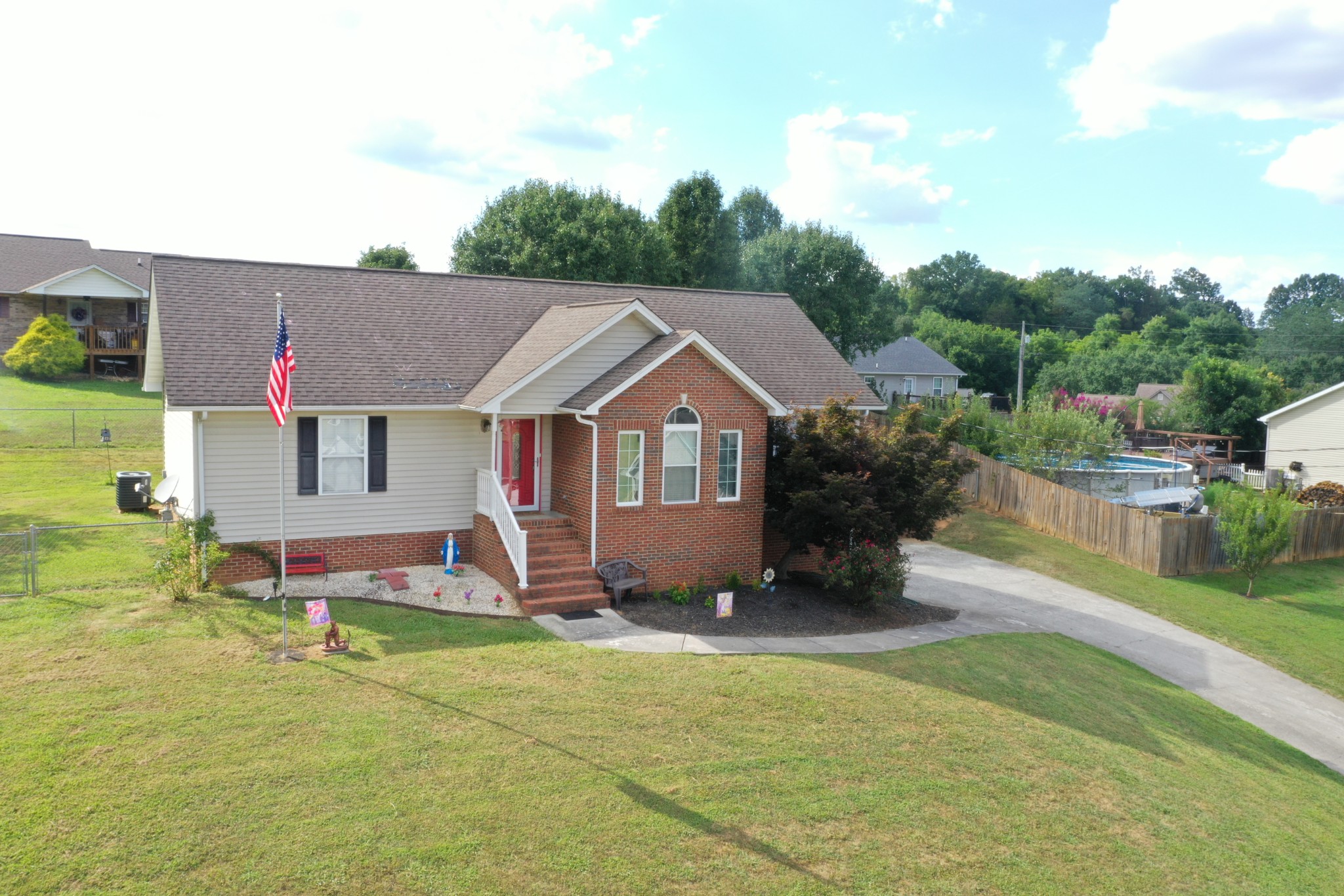 228 Dumplin Valley Rd E