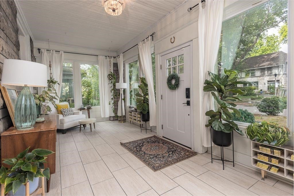 8 S EVERGREEN ST