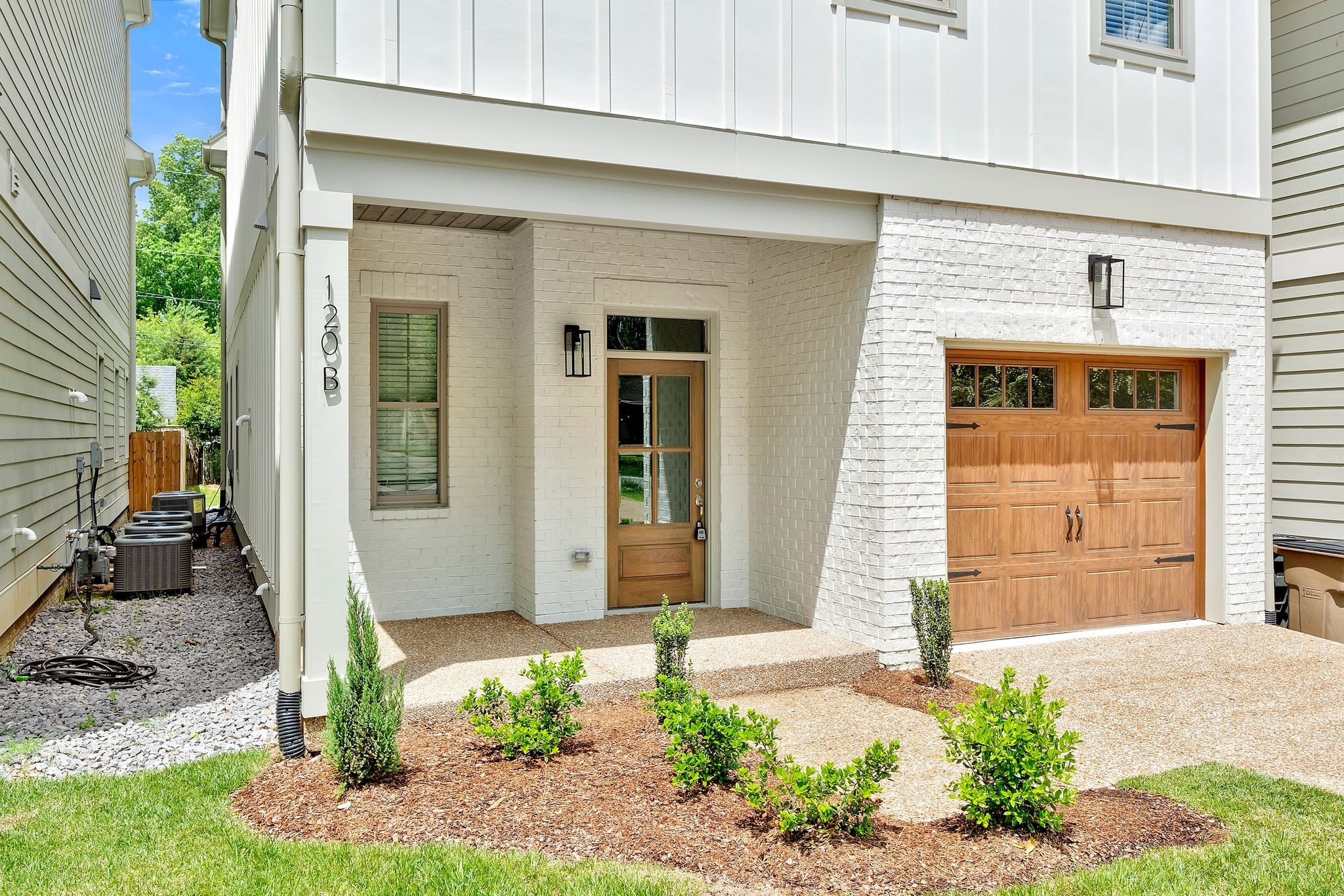 120C Lincoln Ct