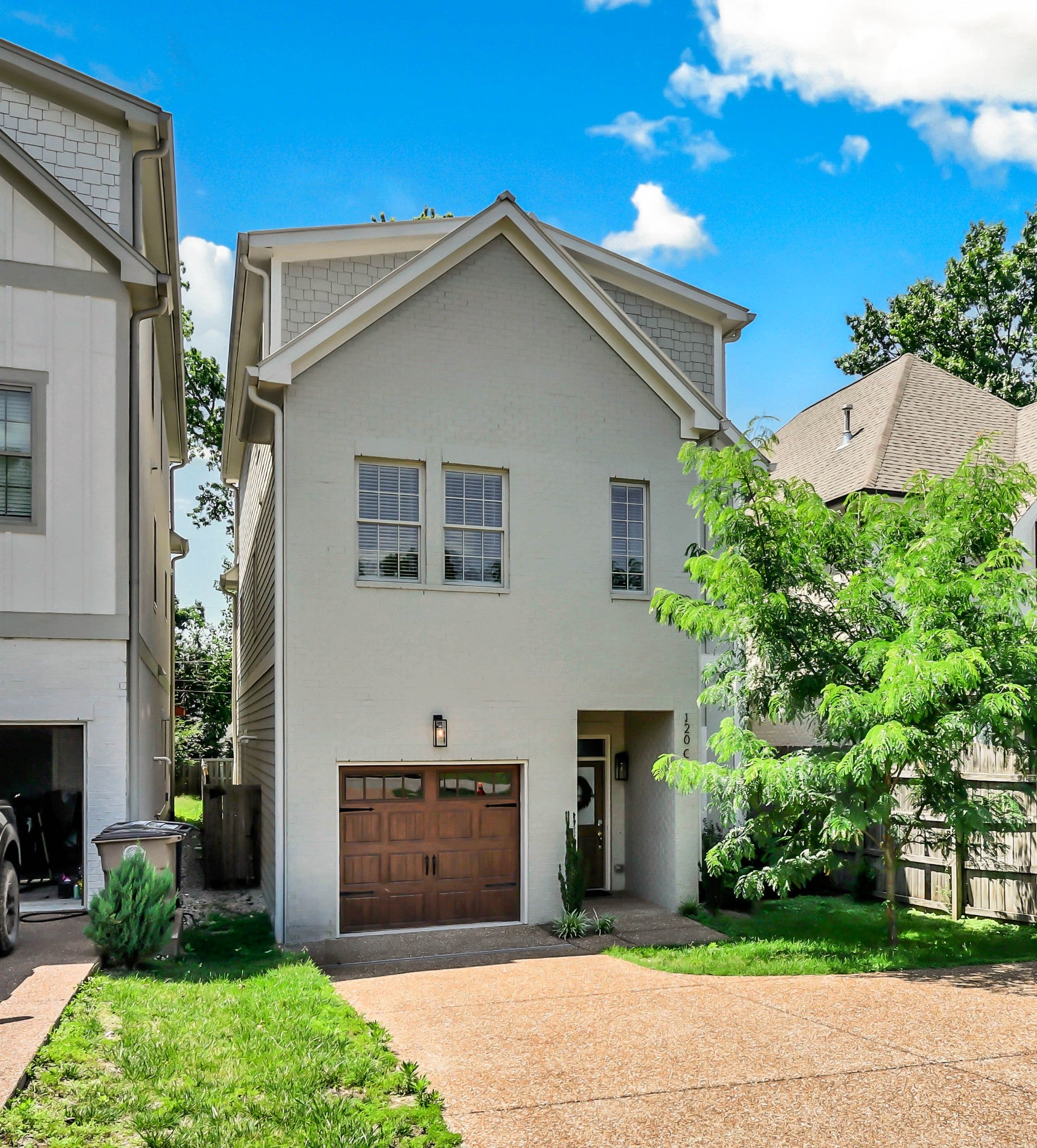 120C Lincoln Ct