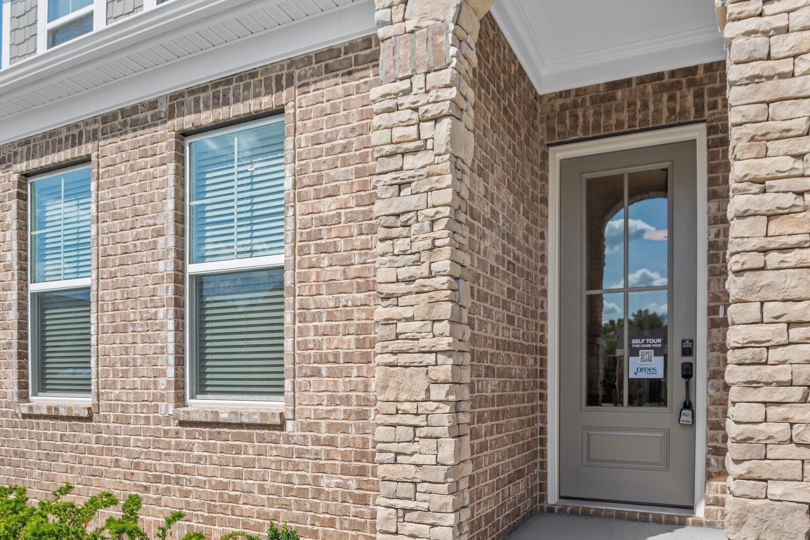 7669 Hatcher Heights Dr