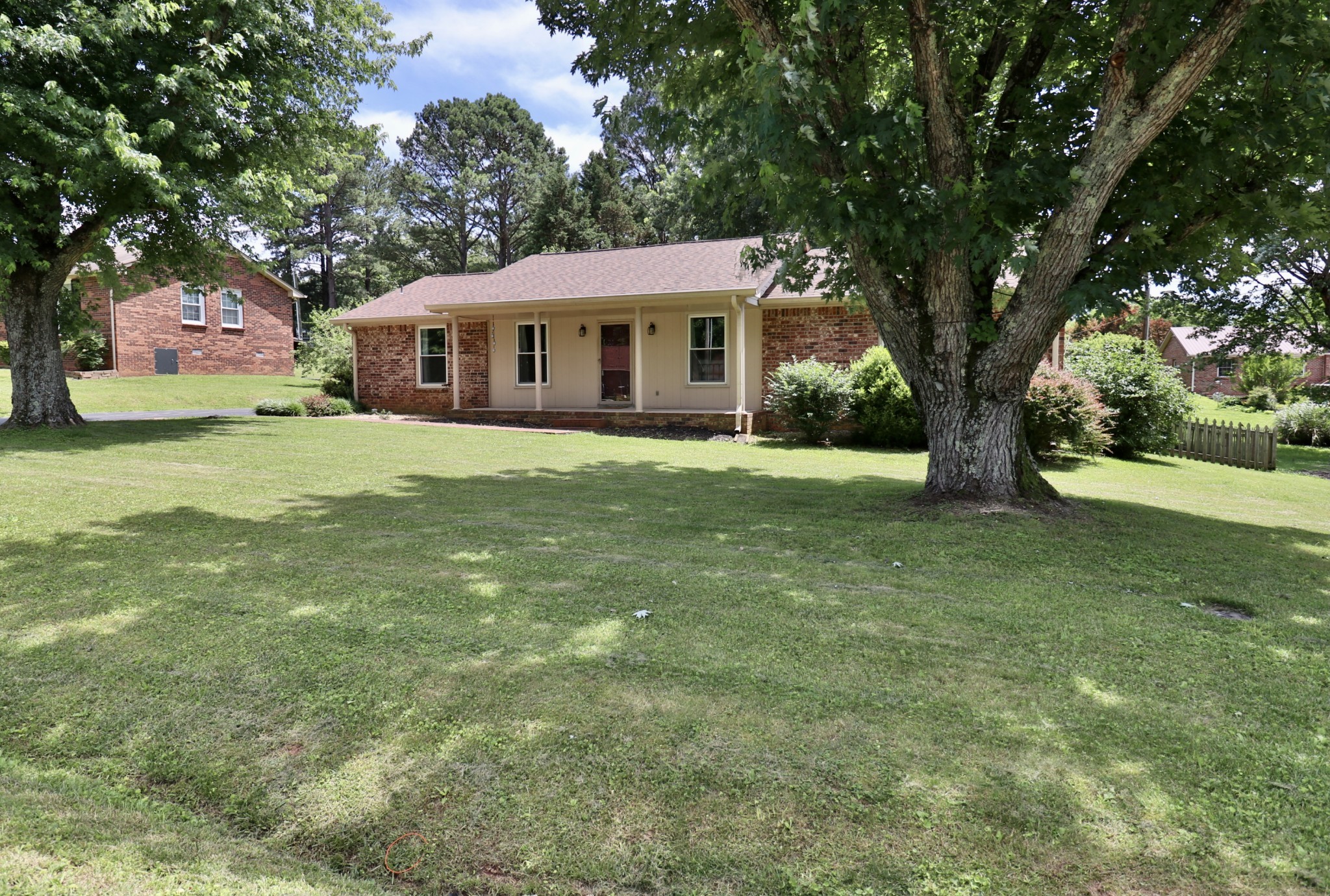 2317 Woodmont Dr