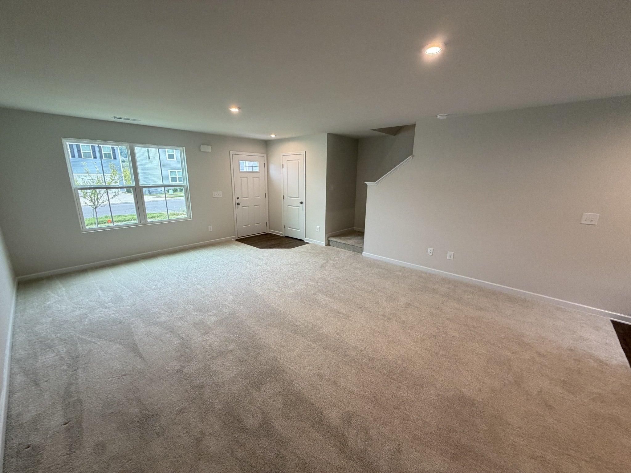 2924 Thornton Grove Blvd, Nashville TN 37207 4-bed home, photo 4 of 26