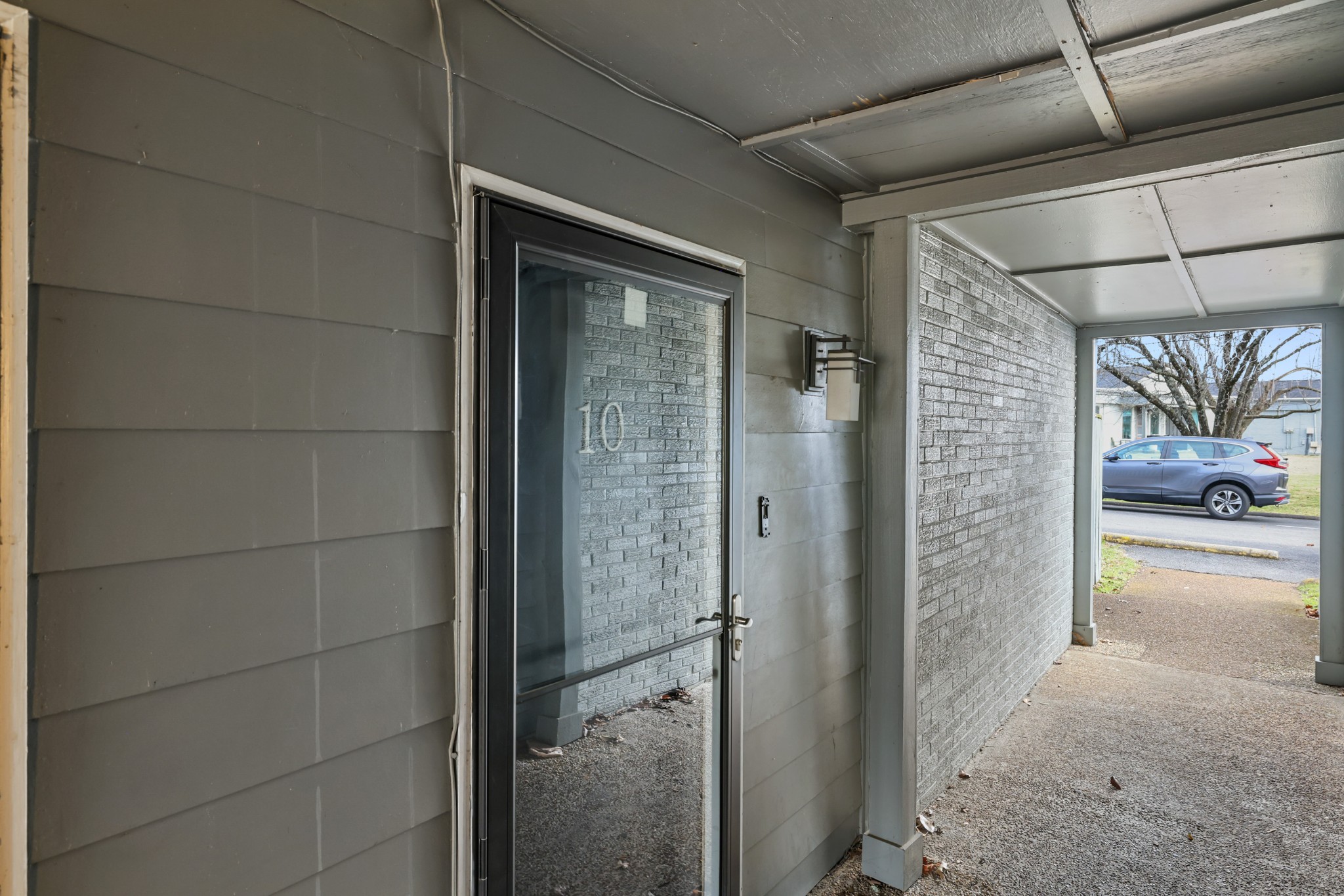 1900 Richard Jones Rd V10