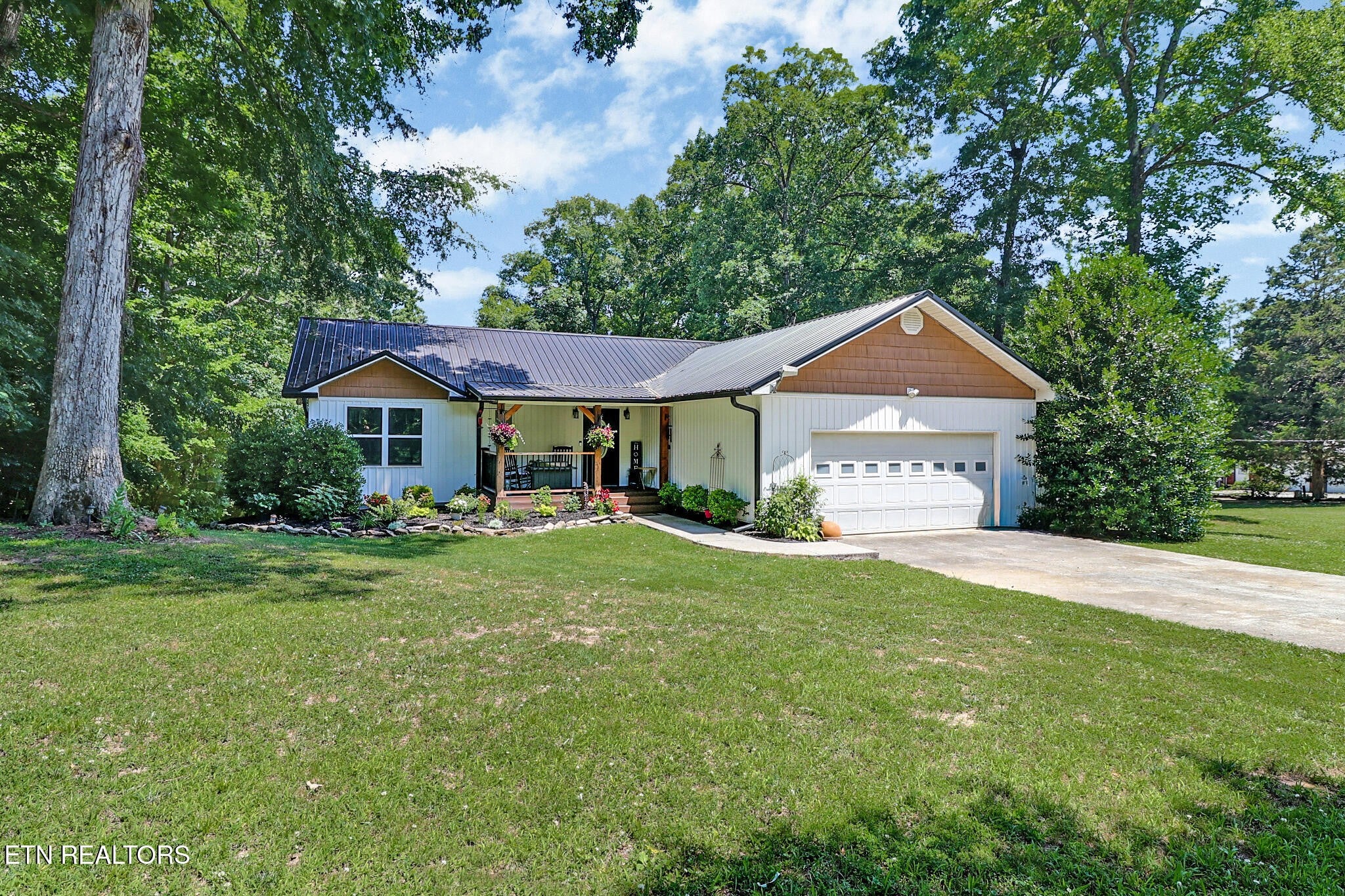 1783 Holly Glen Lane