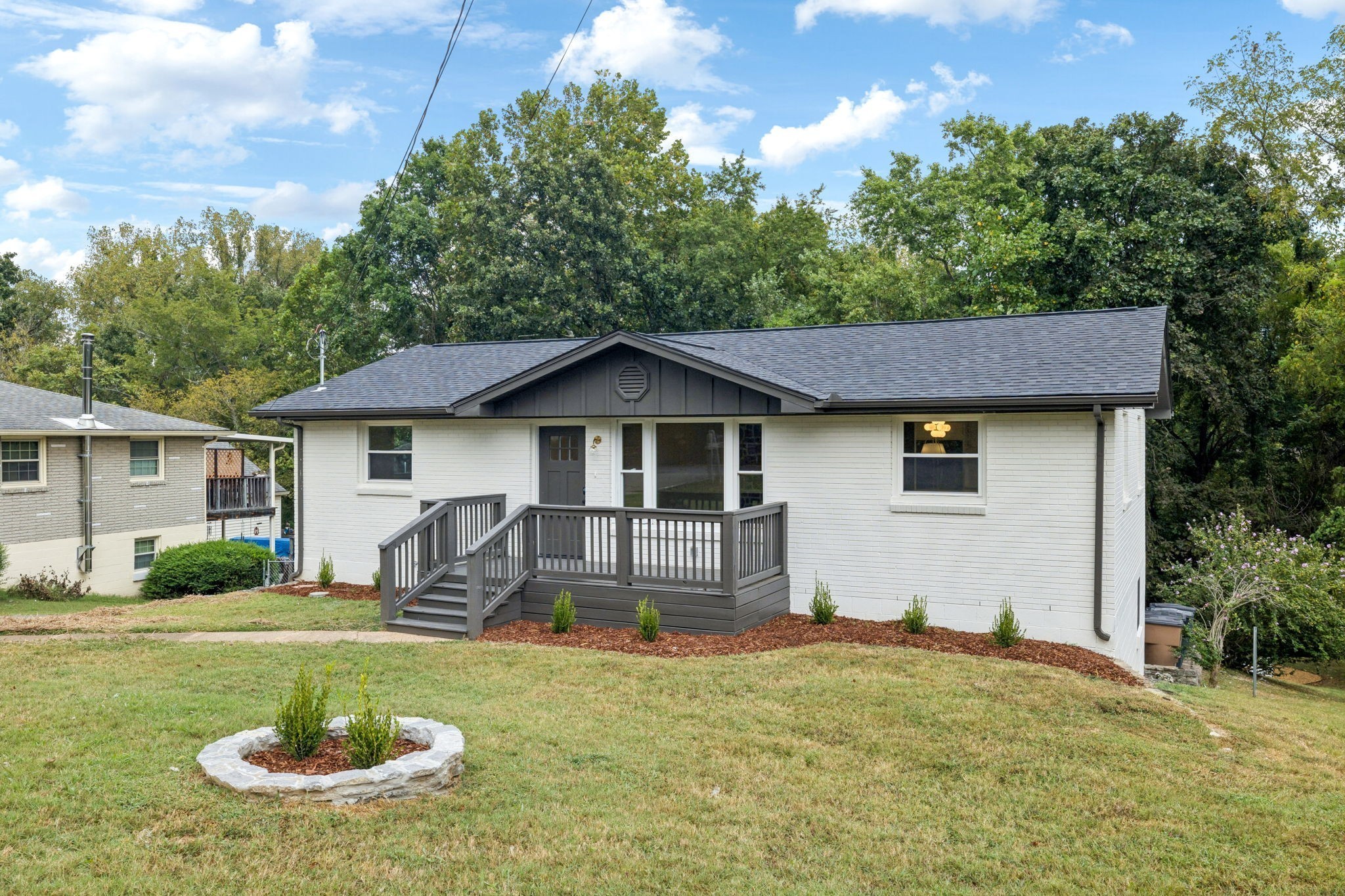 1807 Willow Springs Dr