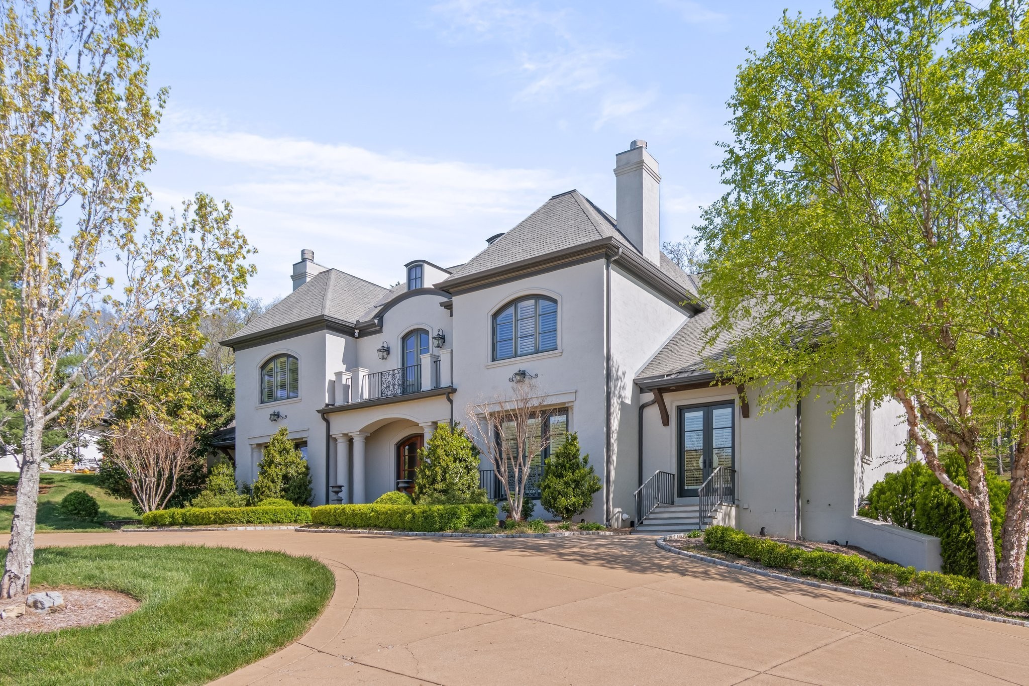 340 White Swans Crossing