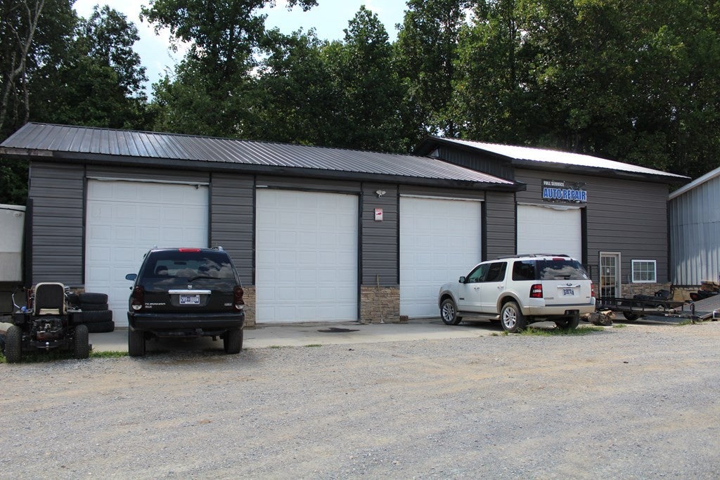 3818 S Grundy Quarles Hwy