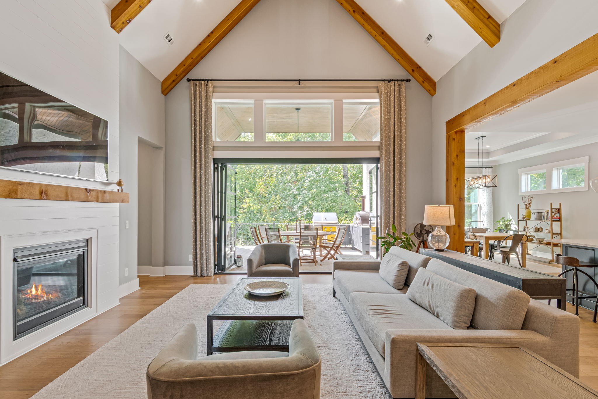 1852 Traditions Circle