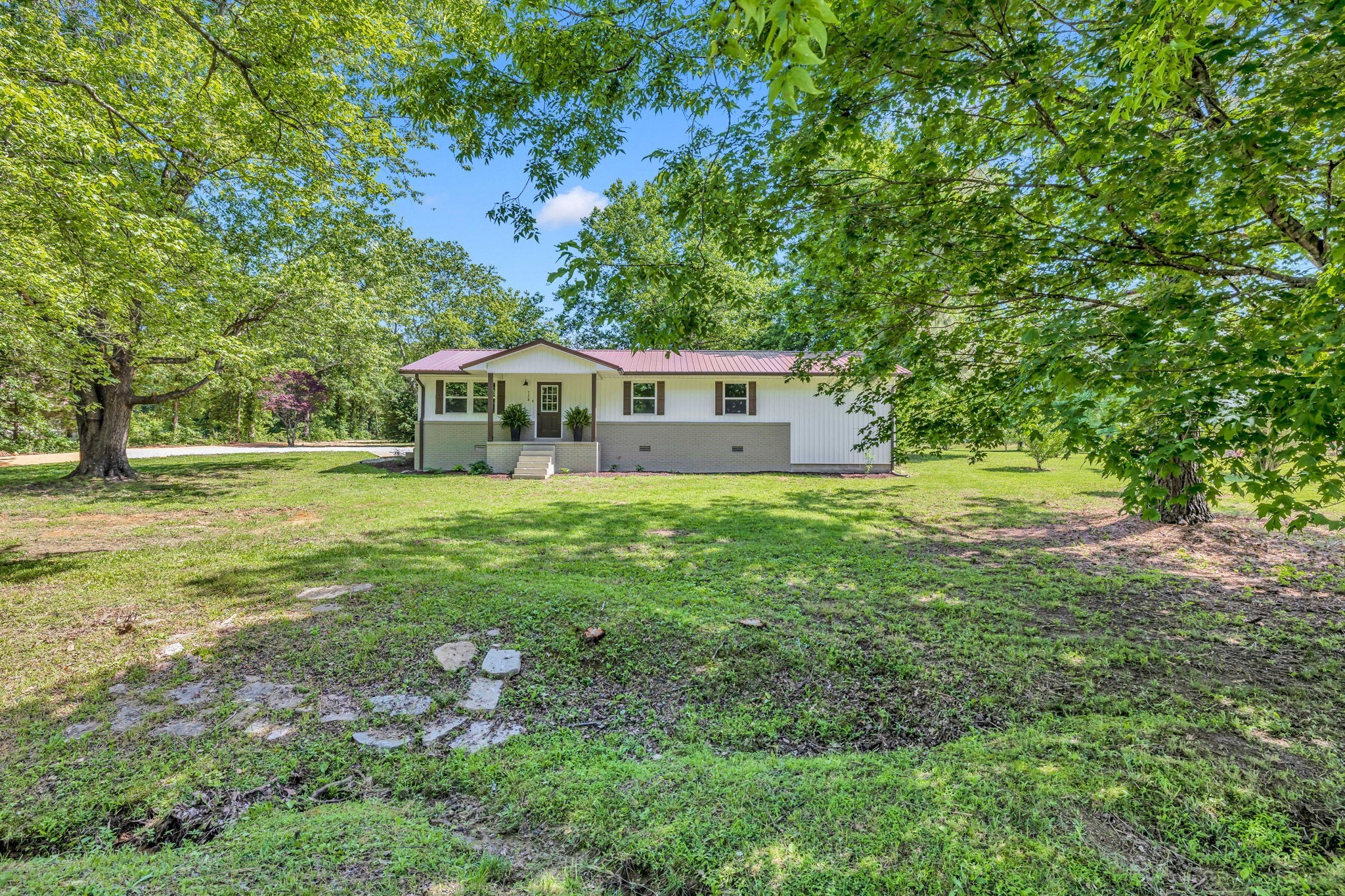728 Brush Creek Rd