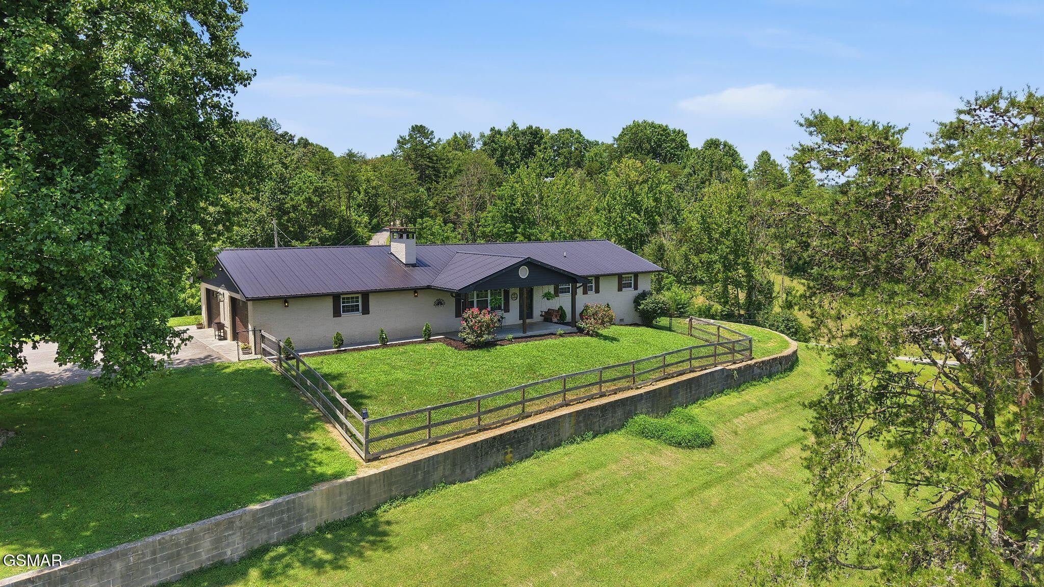1317 Dupont Road
