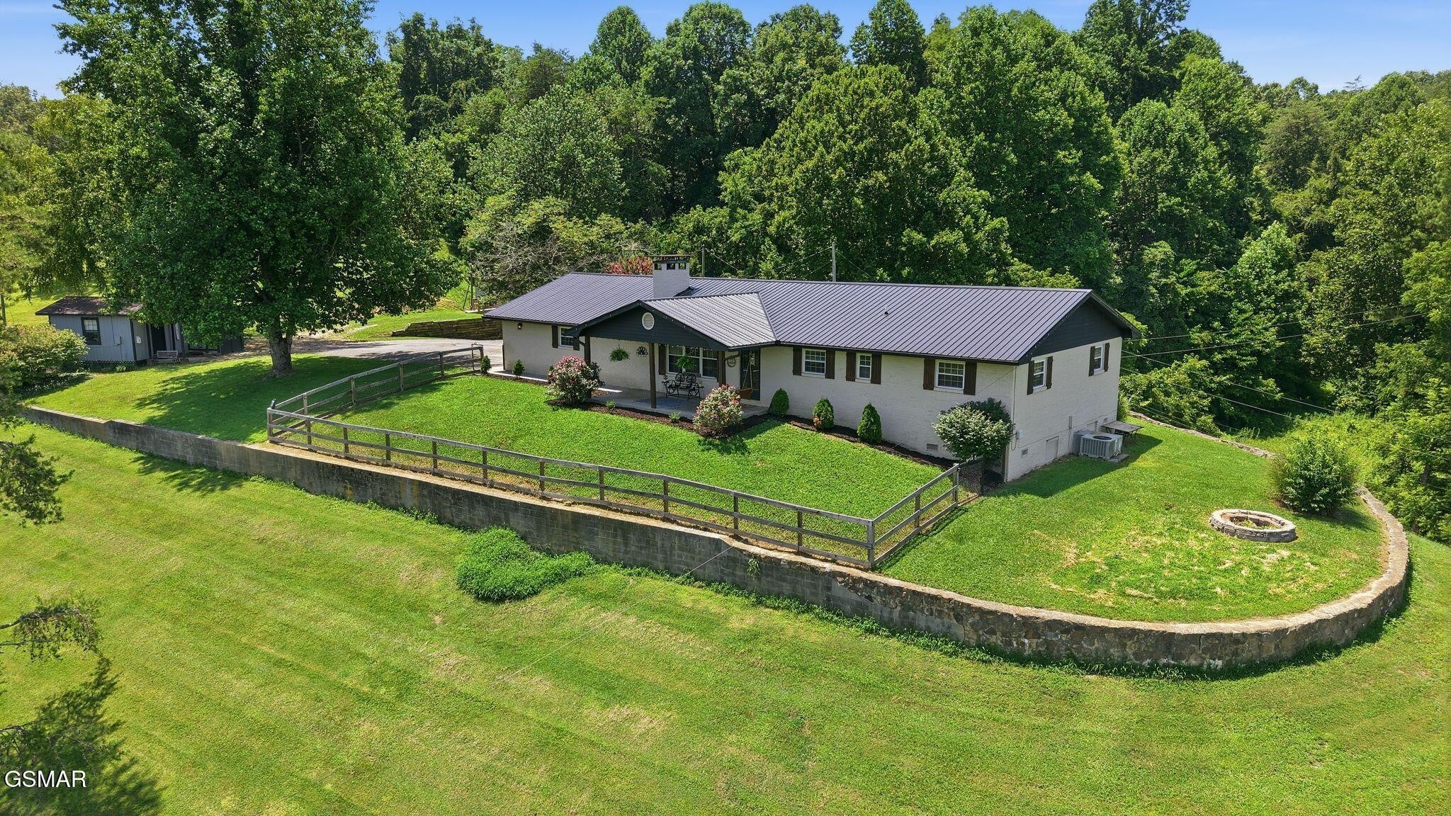 1317 Dupont Road