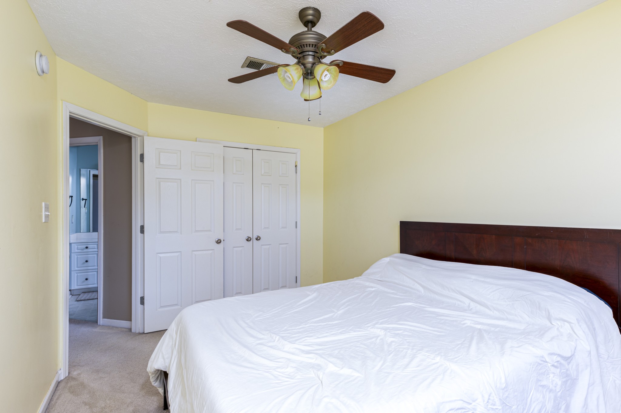 Clarksville, Tennessee 37040, United States, 4 Bedrooms Bedrooms, ,3 BathroomsBathrooms,Residential,Active,477